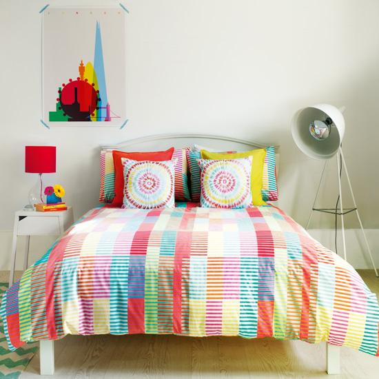 Bright bedroom scheme - 10 ideas from Lenor