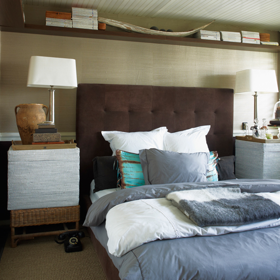 Warm coastal-inspired bedroom