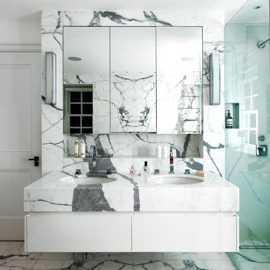 White and grey marble bathroom 
