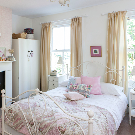 Pastel country bedroom