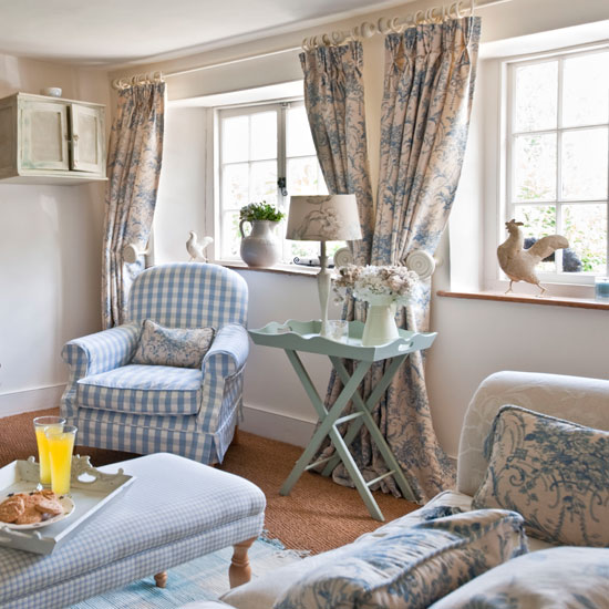 Pale blue living room | PHOTO GALLERY | Country Homes and Interiors | Housetohome.co.uk