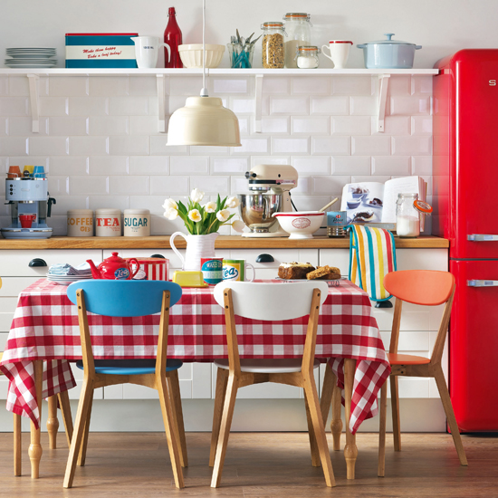 Red and white retro kitchen