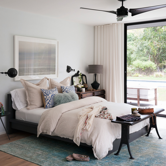 Turquoise and white bedroom