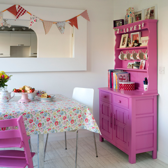 Hot pink dining room