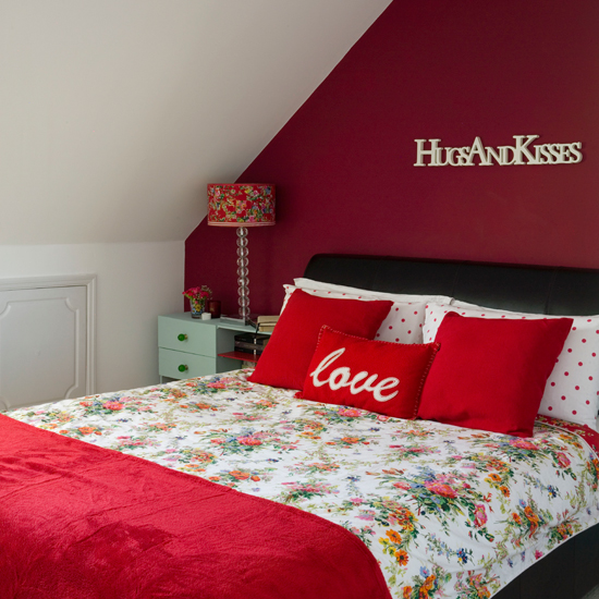 Red motif bedroom