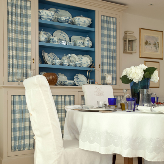 Blue and white dining room