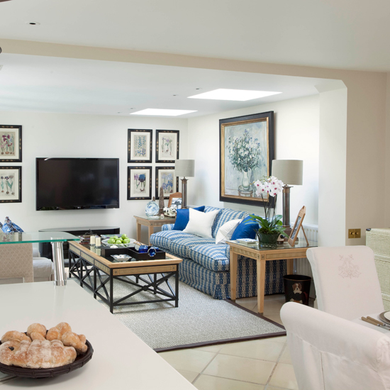 Neutral decorative living room