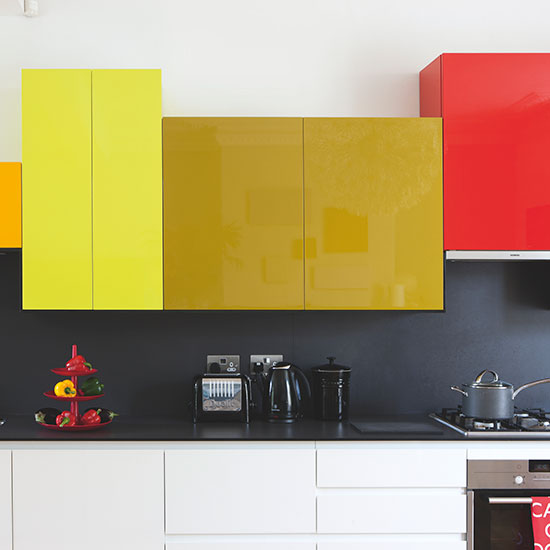 Contemporary colour block kitchen