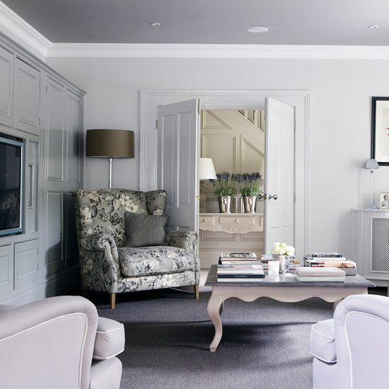 Grey and lilac living room