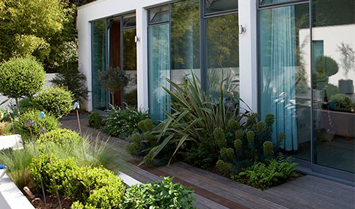 Contemporary gardens - 10 of the best ideas