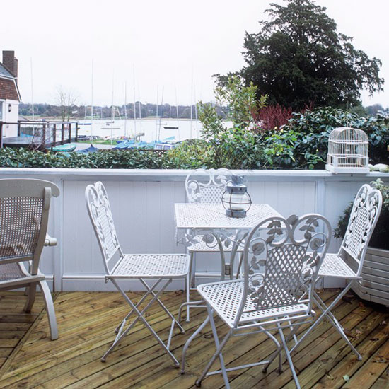 Rooftop with decking | Small garden | Garden | PHOTO GALLERY | 25 Beautiful Homes | Housetohome.co.uk