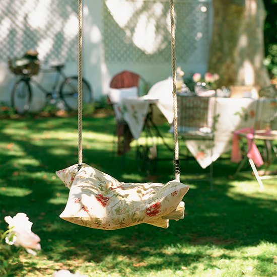 Country garden with wooden swing | Country garden design ideas | Garden | PHOTO GALLERY | Housetohome.co.uk