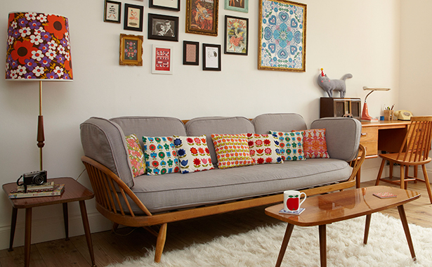 10 Great Ideas For Small Living Rooms