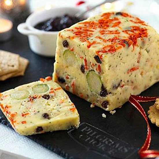 Turkey doughnuts and mince pie crisps: the festive food combos that are enough to make you lose your (Christmas) lunch Turkey doughnuts and mince pie crisps: the festive food combos that are enough to make you lose your (Christmas) lunch