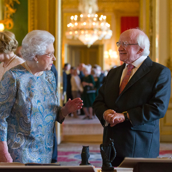 Blowout bash: think it takes you a long time to prep for your dinner party? At Windsor Castle it takes two days JUST to lay the table! Blowout bash: think it takes you a long time to prep for your dinner party? At Windsor Castle it takes two days JUST to lay the table!