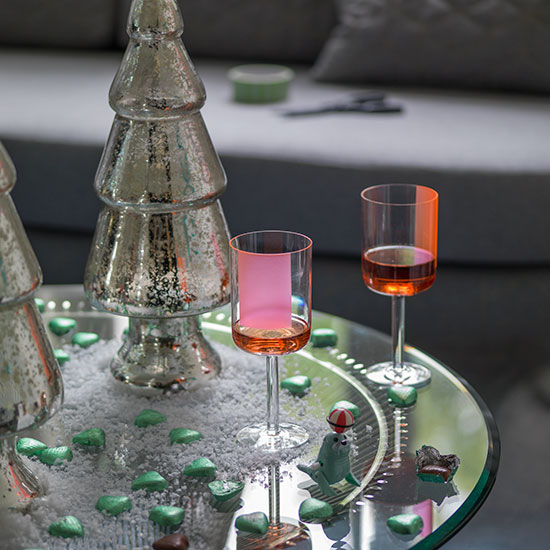 Modern Christmas table ideas | housetohome.co.uk