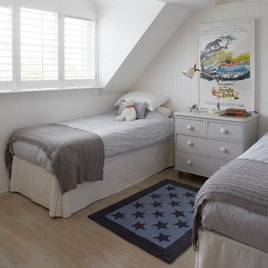 White children's bedroom with star patterned rug | West Sussex country house | House tour | PHOTO GALLERY | Country Homes and Interiors | Housetohome.co.uk