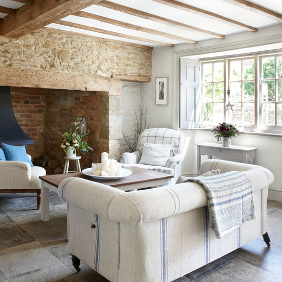 Living room | Cotswold Farmhouse | House tour | PHOTO GALLERY | country homes & interiors | Housetohome.co.uk