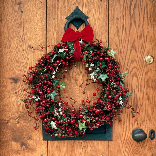 Festive front door | Essential Christmas decorations | housetohome.co.uk