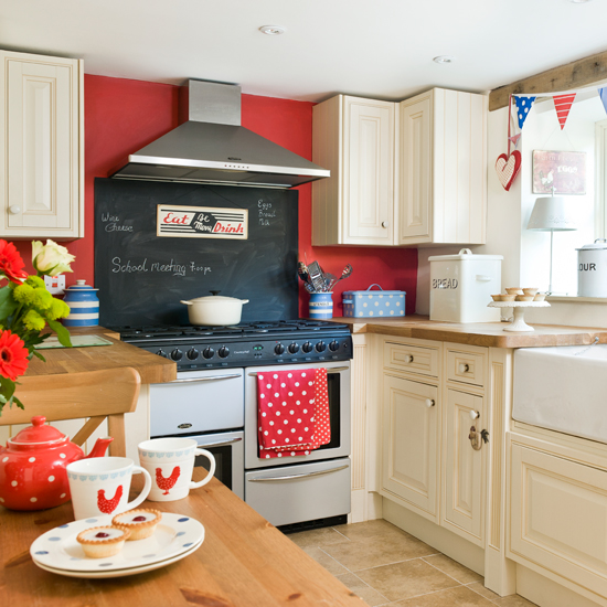 Red, white and blue country kitchen | Period decorating ...